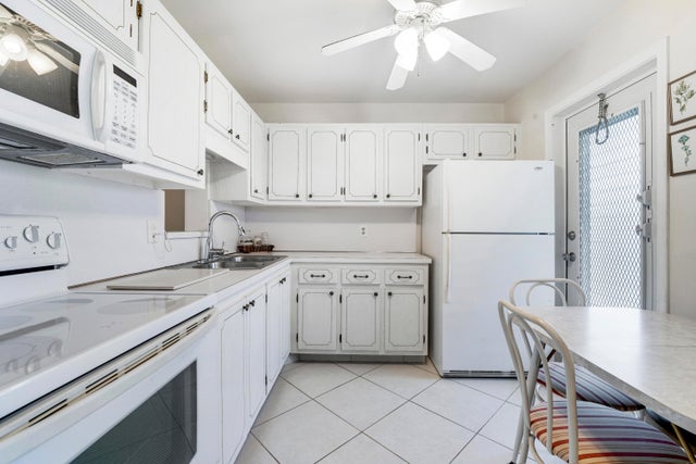 4 of 25 - 2132 Ne 1st Way #201, Boynton Beach, FL