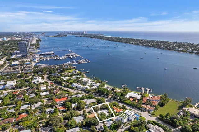 208 34th St, West Palm Beach