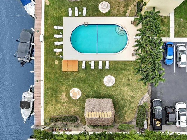 2 of 41 - 1700 Se 15th Street #304, Fort Lauderdale, FL