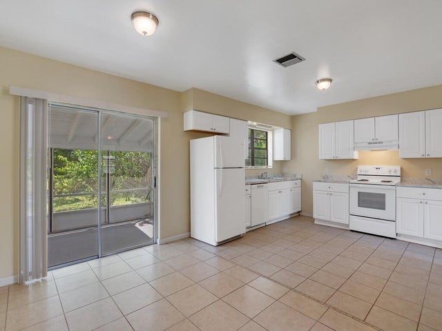 5 of 37 - 7401 Paso Robles Boulevard, Fort Pierce, FL
