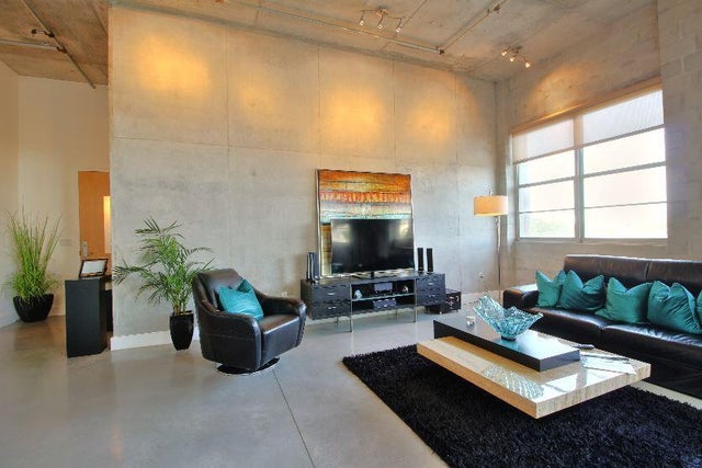 4 of 24 - 445 N Andrews Avenue #301, Fort Lauderdale, FL