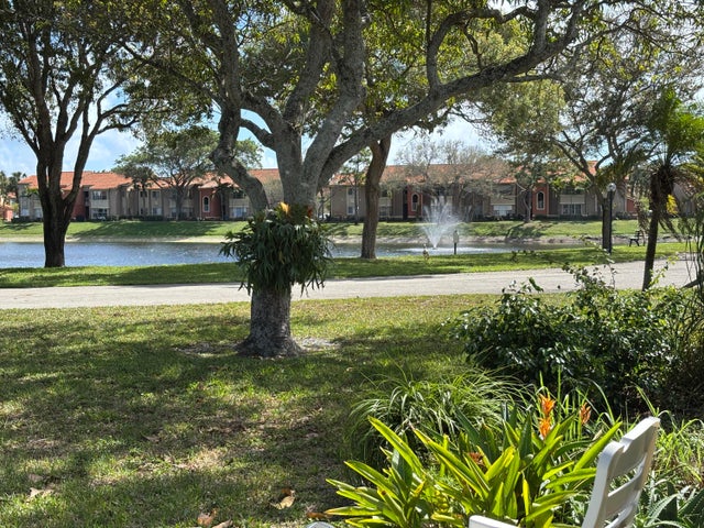 5 of 49 - 417 Sw Natura Avenue #b, Deerfield Beach, FL