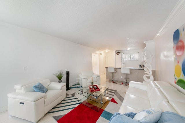 3 of 42 - 2581 N Garden Drive #206, Lake Worth, FL