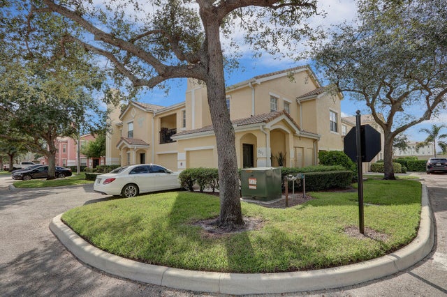 2 of 29 - 164 Sw Peacock Boulevard Sw #33-207, Port Saint Lucie, FL