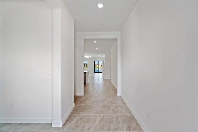3 of 31 - 1321 Whitcombe Drive, Royal Palm Beach, FL
