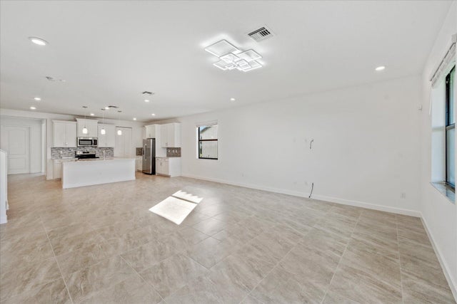 5 of 31 - 1321 Whitcombe Drive, Royal Palm Beach, FL