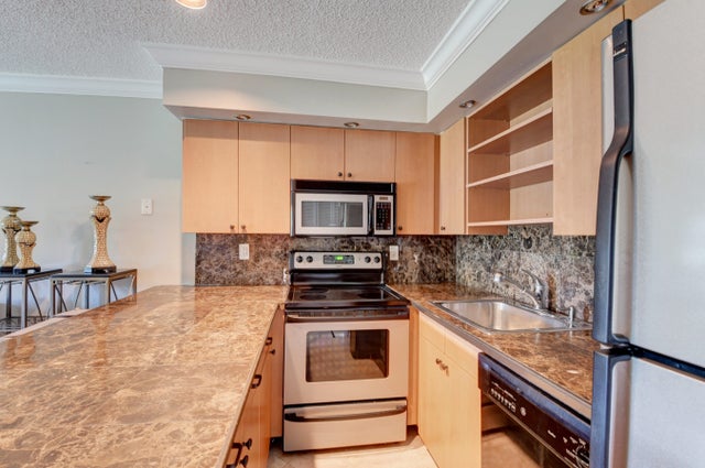 5 of 36 - 620 Greensward Lane #202-ks, Delray Beach, FL