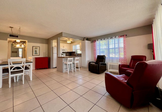 1 of 15 - 76 Dorchester D, West Palm Beach, FL