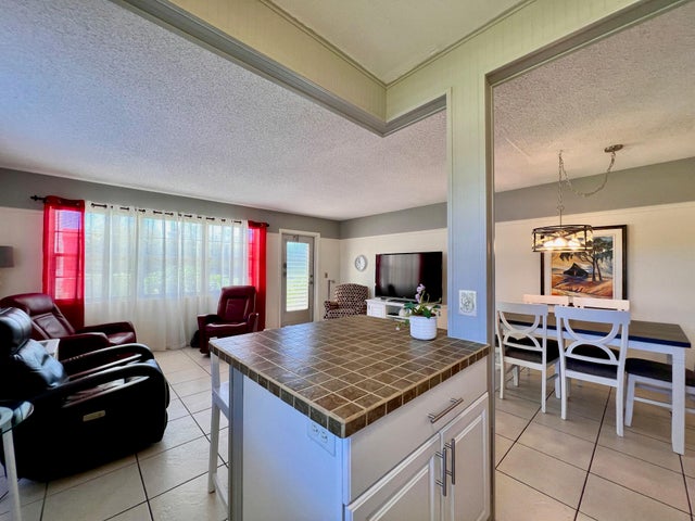 3 of 15 - 76 Dorchester D, West Palm Beach, FL