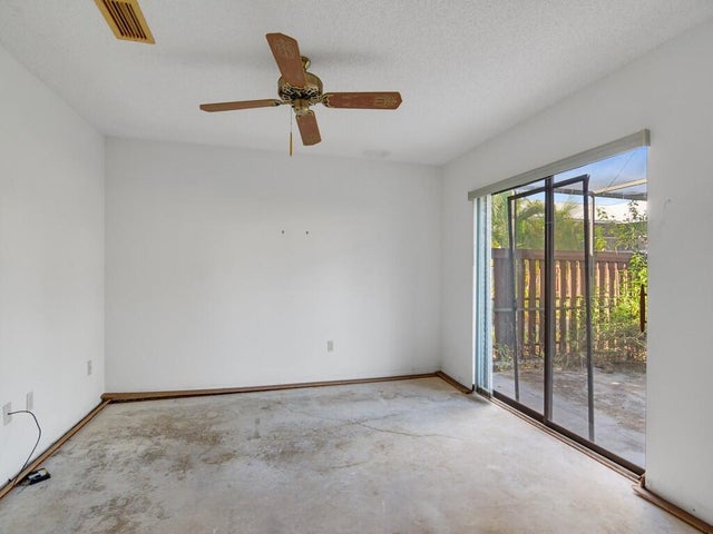 4 of 36 - 1803 Se Sir Lancelot Drive, Port Saint Lucie, FL