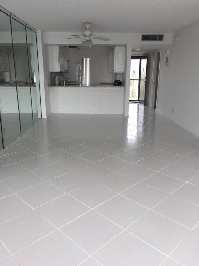 4 of 9 - 15 Royal Palm Way #602, Boca Raton, FL