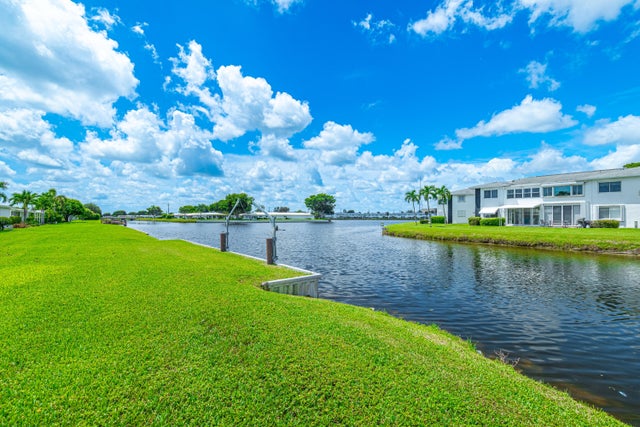 4 of 42 - 135 Nw 14th Street, Boynton Beach, FL