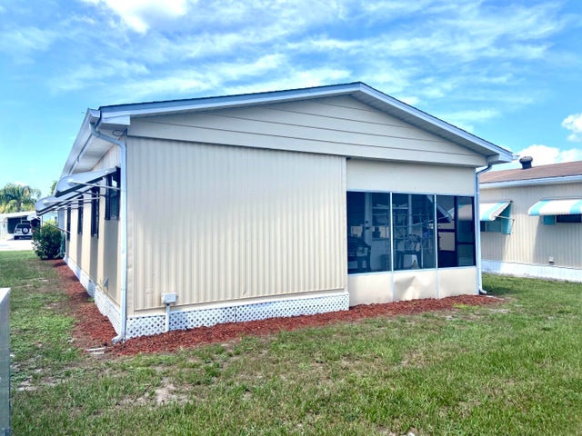 4 of 46 - 19 Camino Del Rio, Port Saint Lucie, FL