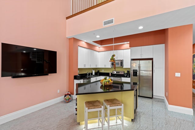 5 of 34 - 801 S Olive Avenue #228, West Palm Beach, FL
