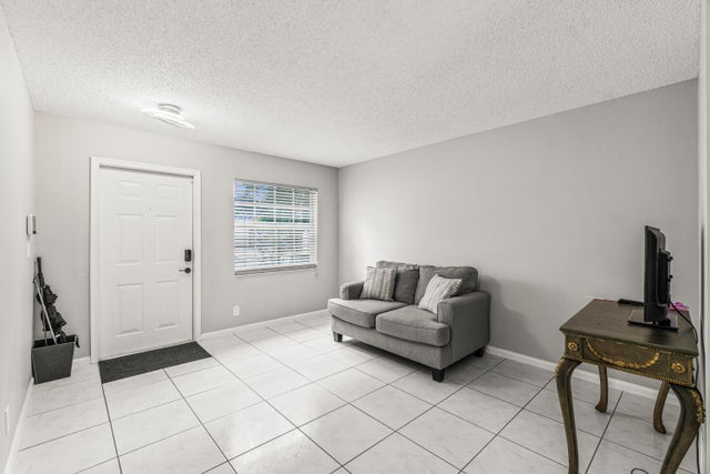 5 of 31 - 6644 Country Winds Cove #6644, Lake Worth, FL