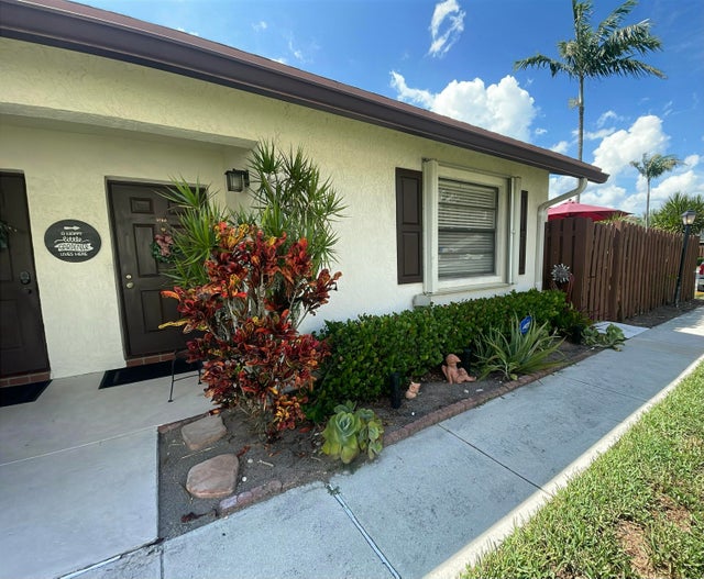 2 of 32 - 3780 Lace Vine Lane #131, Boynton Beach, FL