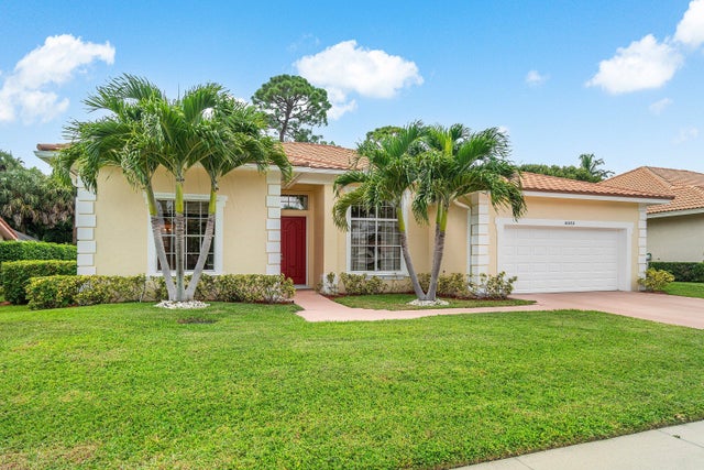 2 of 38 - 9043 Cypress Hollow Drive, Palm Beach Gardens, FL