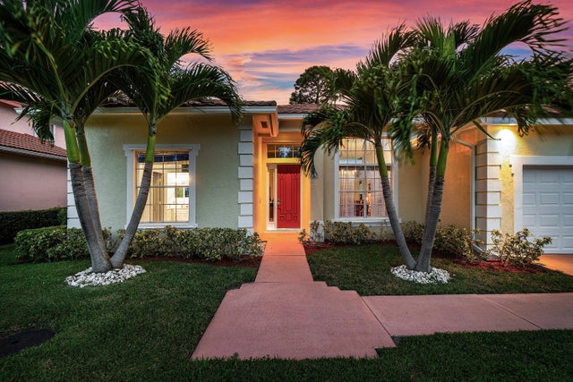 4 of 38 - 9043 Cypress Hollow Drive, Palm Beach Gardens, FL