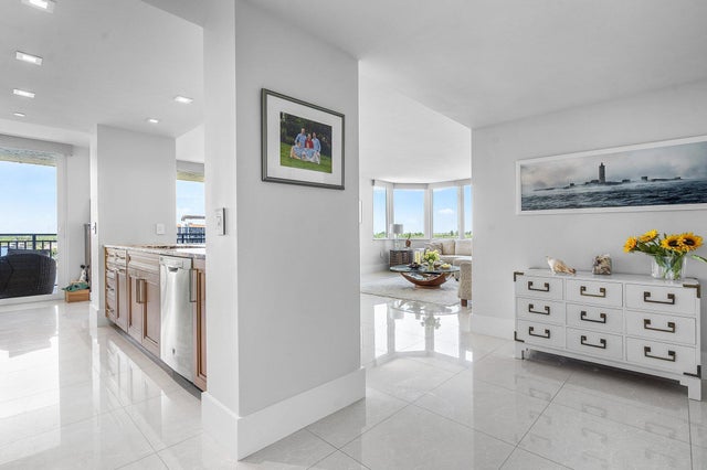 4 of 37 - 3912 S Ocean Boulevard #709, Highland Beach, FL