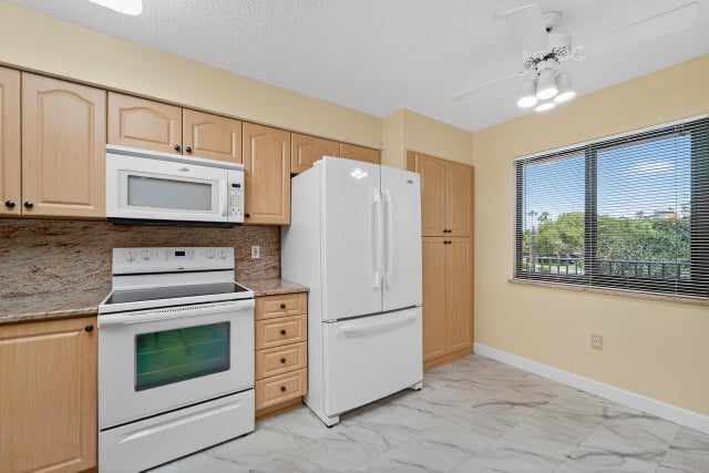 5 of 71 - 6093 Pointe Regal Circle #301, Delray Beach, FL