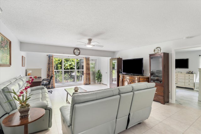 4 of 19 - 1821 Nw 18th Avenue #104, Delray Beach, FL