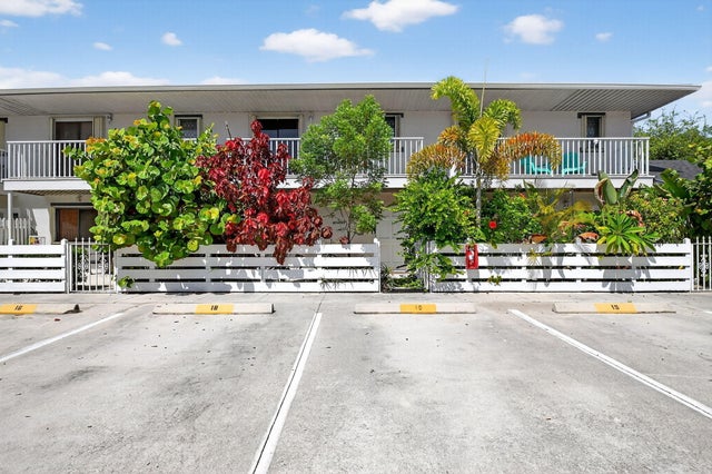1 of 37 - 326 W Pine 19 Street #19, Lantana, FL