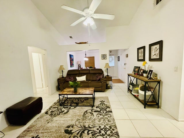 5 of 16 - 1302 Se Birmingport Court, Port Saint Lucie, FL