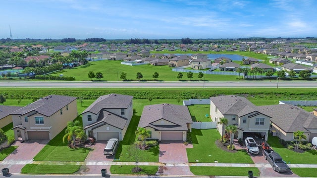 2 of 47 - 4219 Abernathy Way, Fort Pierce, FL