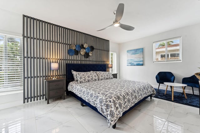 4 of 32 - 1243 Garfield, Hollywood, FL