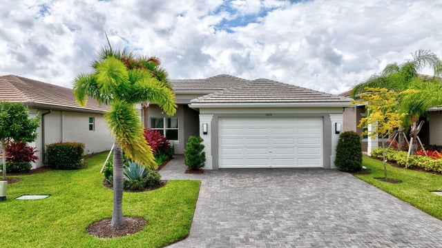 1 of 98 - 11674 Sw Moon River Way, Port Saint Lucie, FL