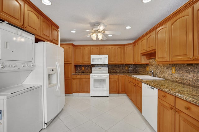 1 of 26 - 1260 Nw 20th Avenue #203, Delray Beach, FL