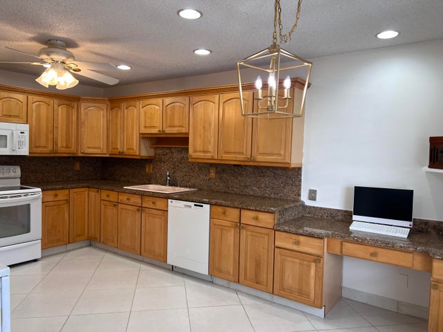 2 of 26 - 1260 Nw 20th Avenue #203, Delray Beach, FL