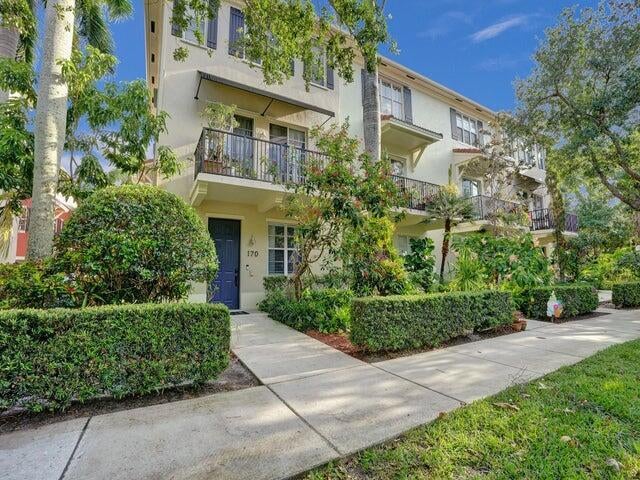 2 of 28 - 170 Greenwich Circle, Jupiter, FL