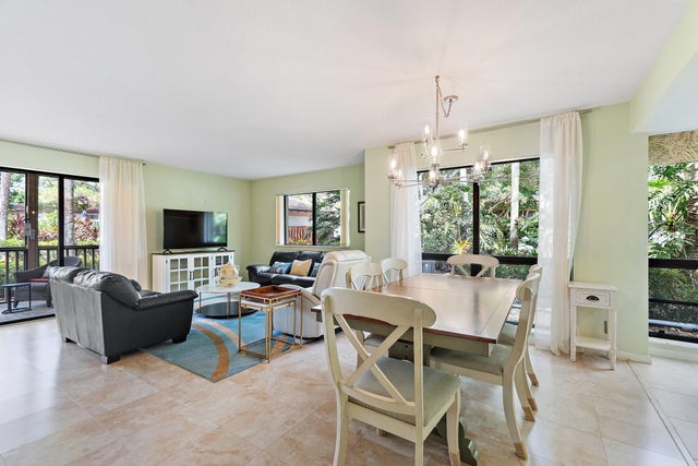 5 of 32 - 413 Brackenwood Lane S, Palm Beach Gardens, FL