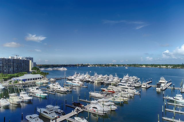 100 Lakeshore Drive #754, North Palm Beach