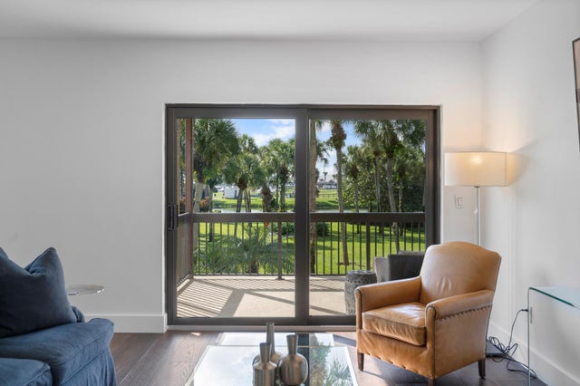 5 of 19 - 13388 Polo Road W #201, Wellington, FL