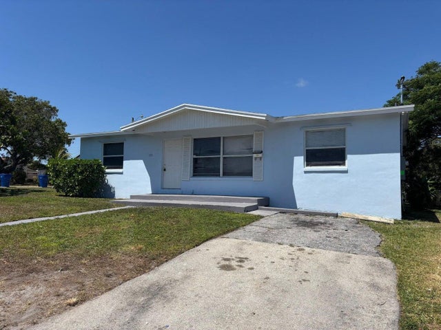 1100 W 25th Street, Riviera Beach