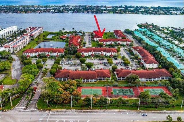 2 of 53 - 109 Half Moon Circle #g3, Hypoluxo, FL