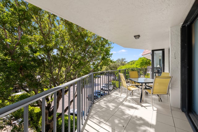 3 of 37 - 799 Jeffery Street #411, Boca Raton, FL