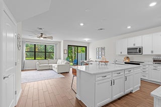 Photo of Listing #RX-11120355