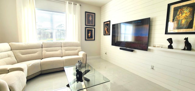 5 of 26 - 321 Sw Lake Forest Way, Saint Lucie West, FL