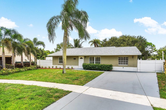 3 of 36 - 6902 Athena Drive, Lake Worth, FL