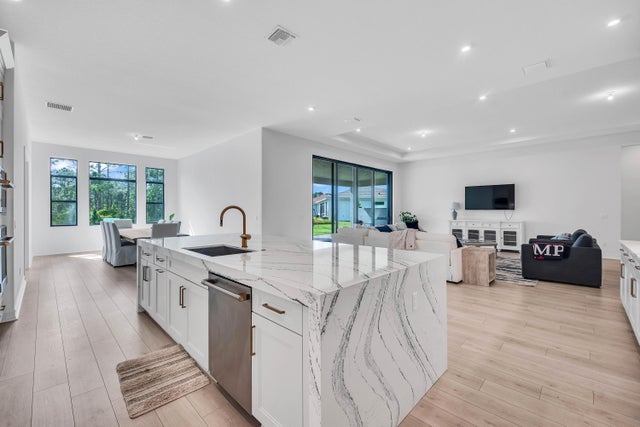 3 of 23 - 2989 Sw Goldenglow Drive, Palm City, FL