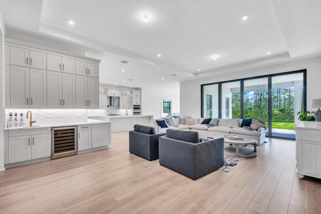 5 of 23 - 2989 Sw Goldenglow Drive, Palm City, FL