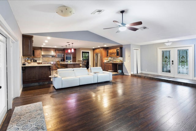 3 of 22 - 13971 Ishnala Circle, Wellington, FL