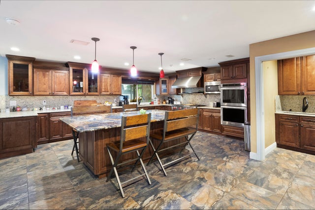 4 of 22 - 13971 Ishnala Circle, Wellington, FL