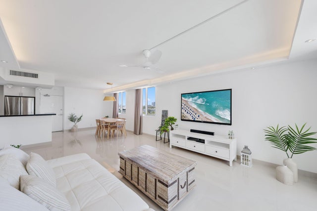 3 of 56 - 1000 West Avenue #502, Miami Beach, FL