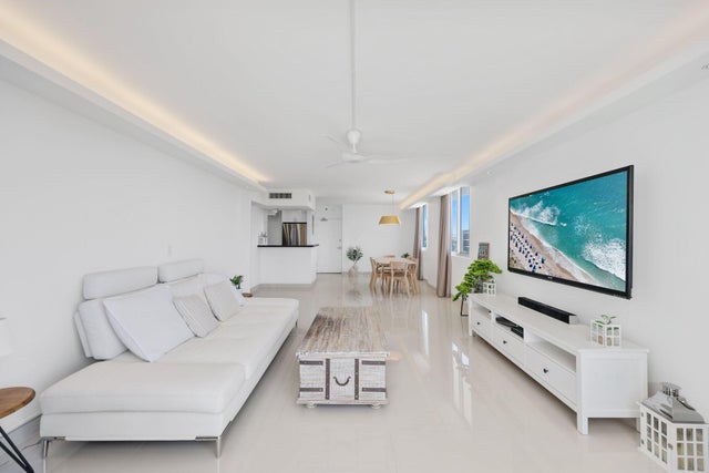 4 of 56 - 1000 West Avenue #502, Miami Beach, FL