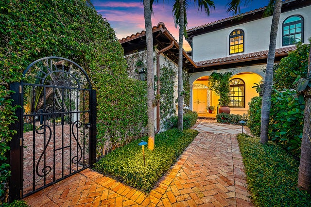 336 Australian Avenue #e, Palm Beach