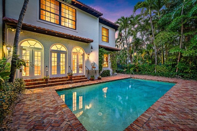 2 of 34 - 336 Australian Avenue #e, Palm Beach, FL